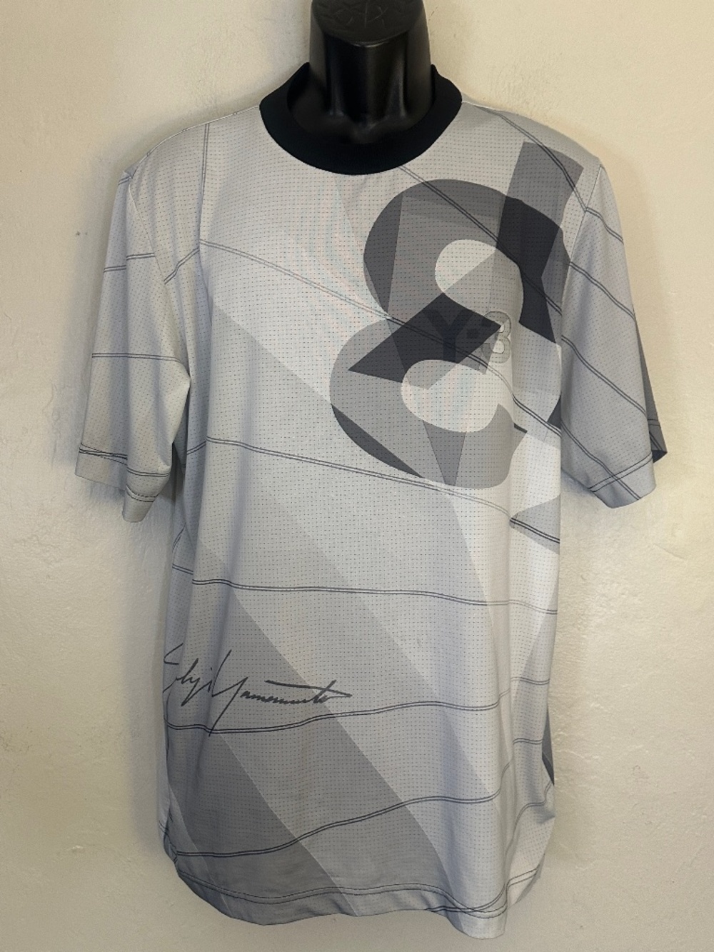 Y3 Yohji Yamamoto Adidas T Shirt Small Gently worn 95% polyester/5% polyurethane